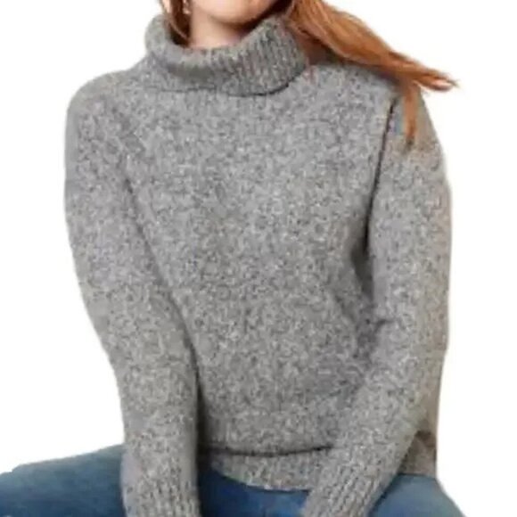 OLD NAVY SWEATER SZ M GRAY CHUNKY KNIT TURTLE COWL NECK LONG SLEEVES OVERSIZED - Picture 2 of 7